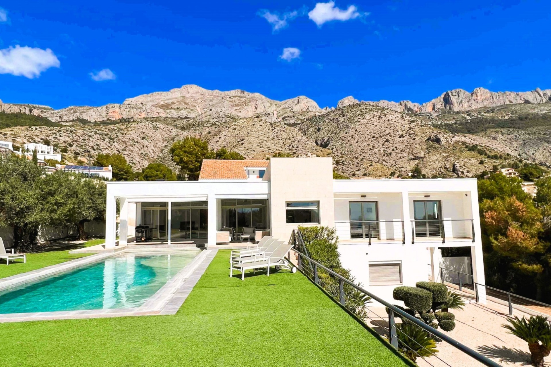 Herverkoop - Villa -
Altea la Vella - Altea