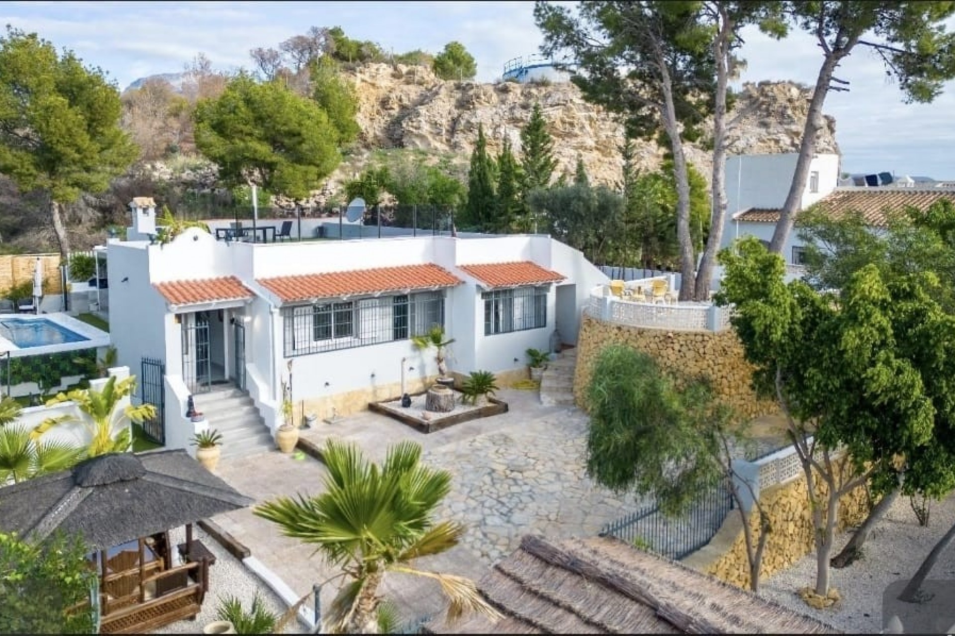 Herverkoop - Villa -
Altea - Urbanización Santa Clara