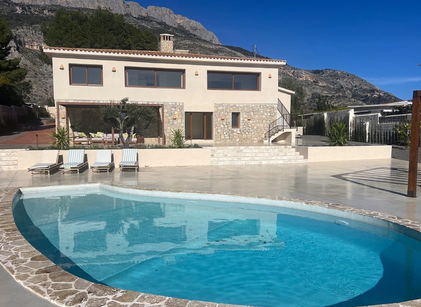Herverkoop - Villa -
Altea