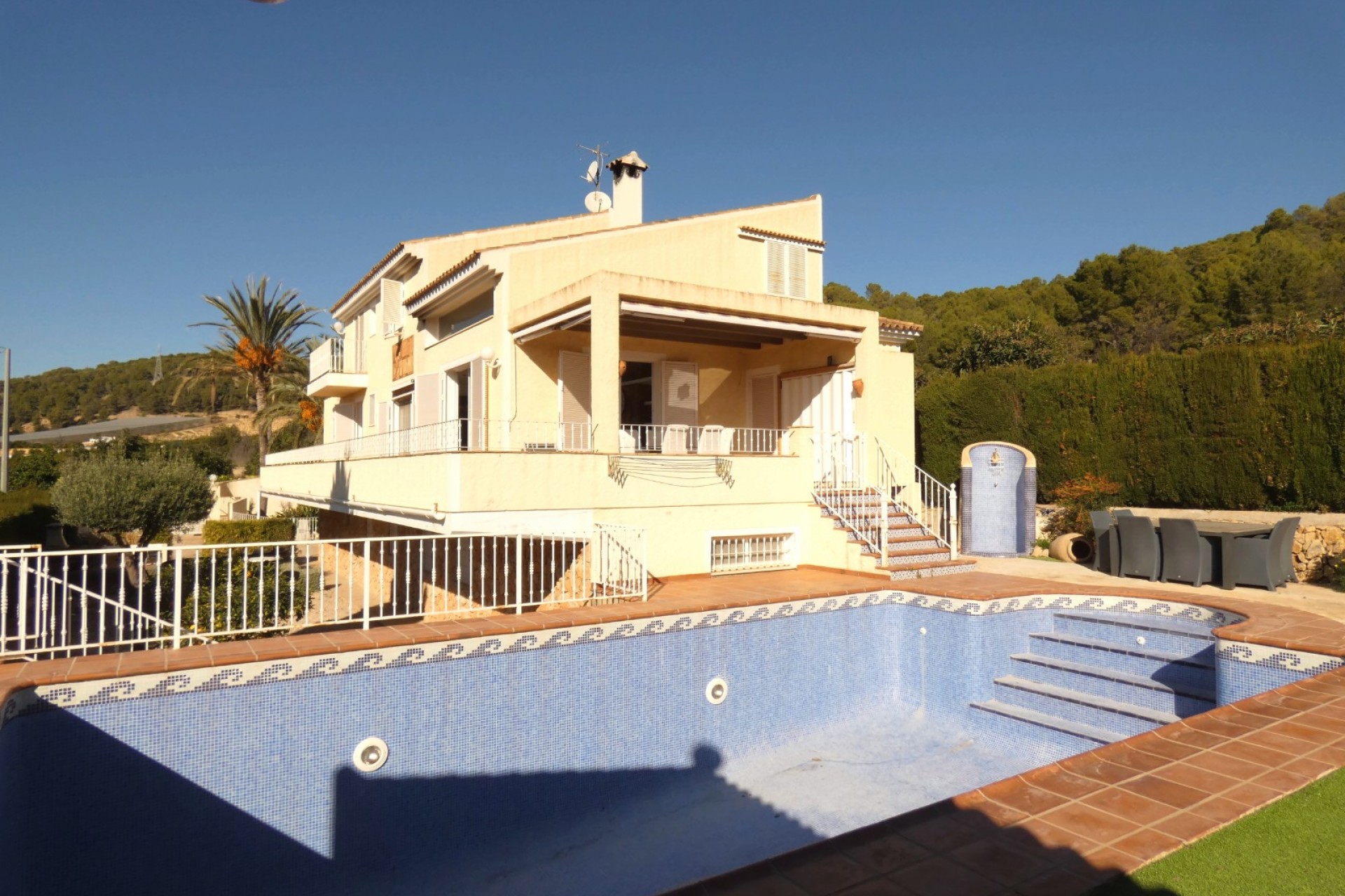 Herverkoop - Villa -
Altea