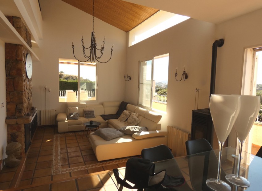 Herverkoop - Villa -
Altea