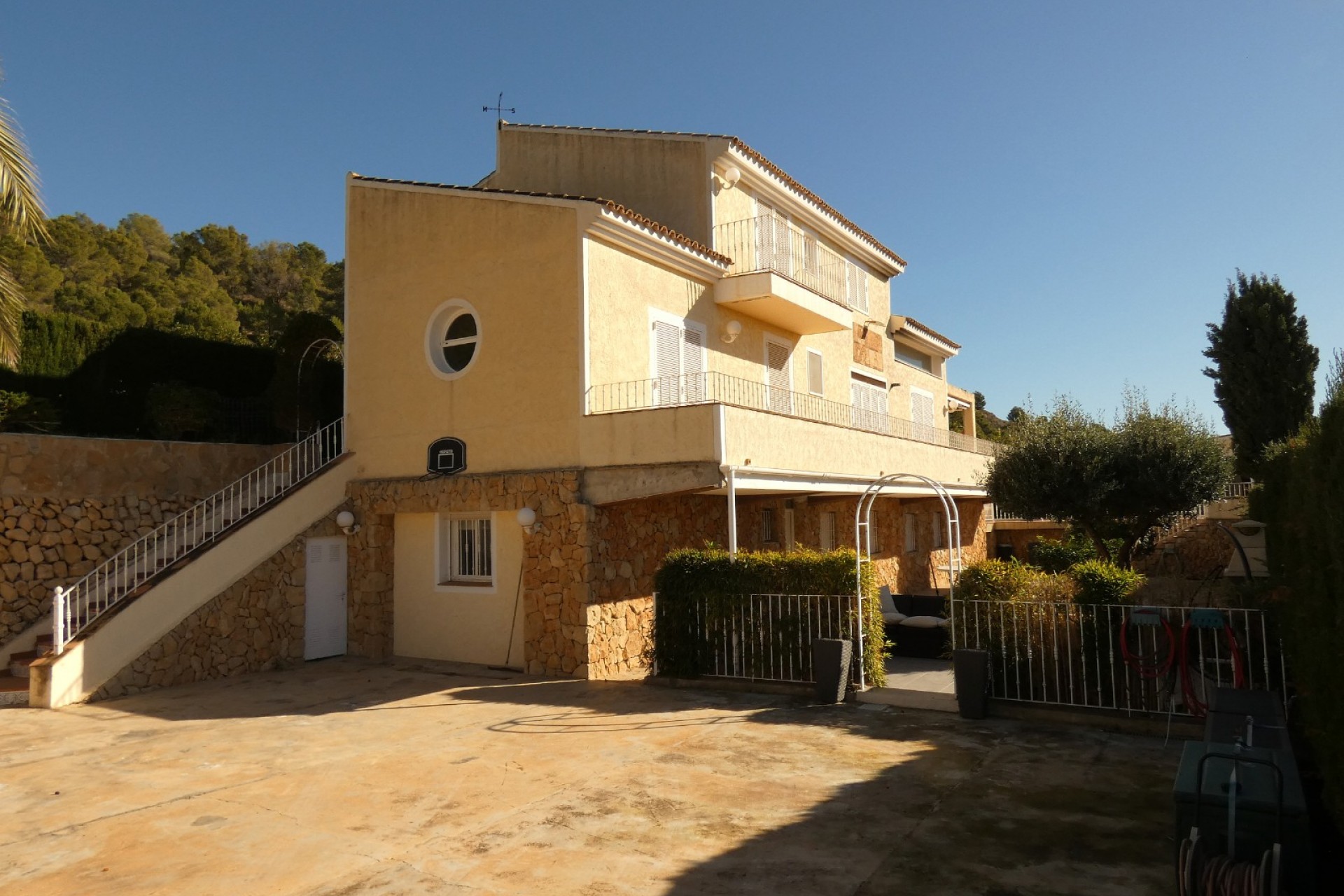 Herverkoop - Villa -
Altea