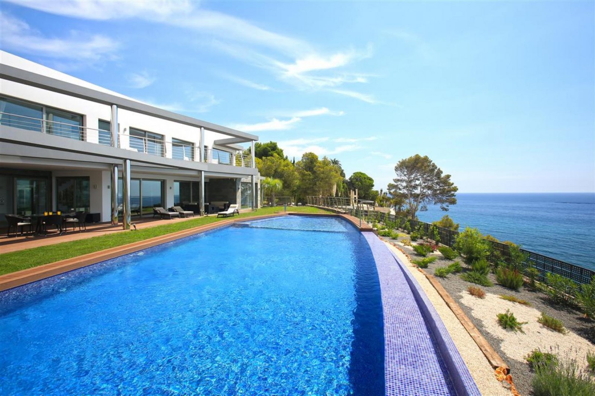 Herverkoop - Villa -
Altea