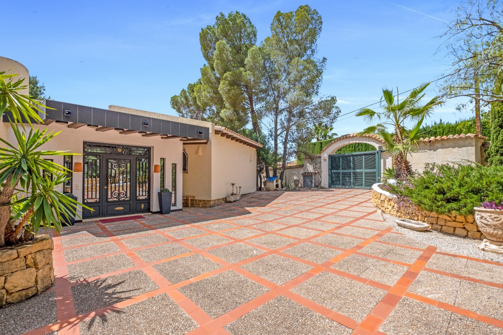 Herverkoop - Villa -
Altea