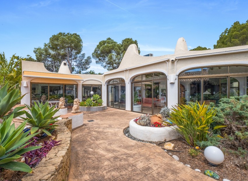 Herverkoop - Villa -
Altea