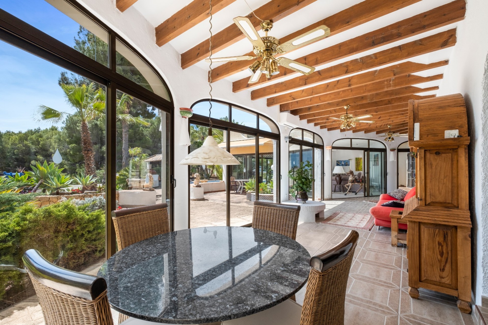 Herverkoop - Villa -
Altea