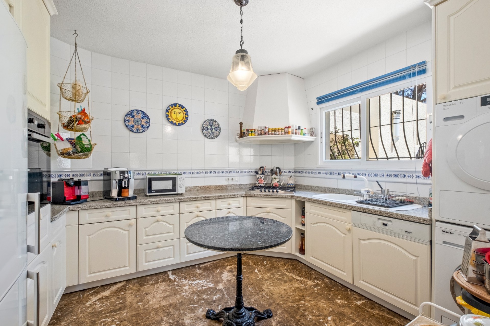 Herverkoop - Villa -
Altea