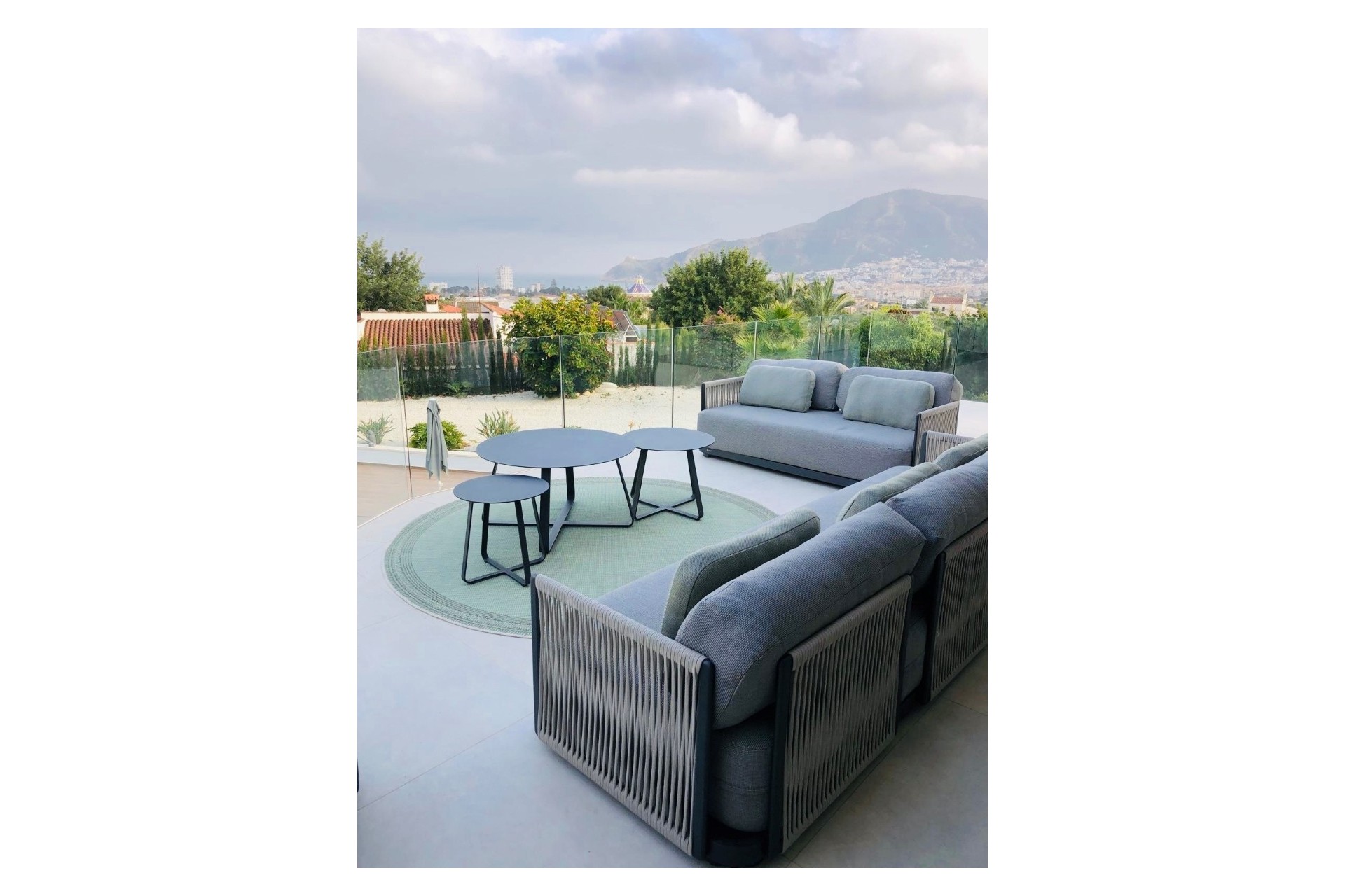 Herverkoop - Villa -
Altea