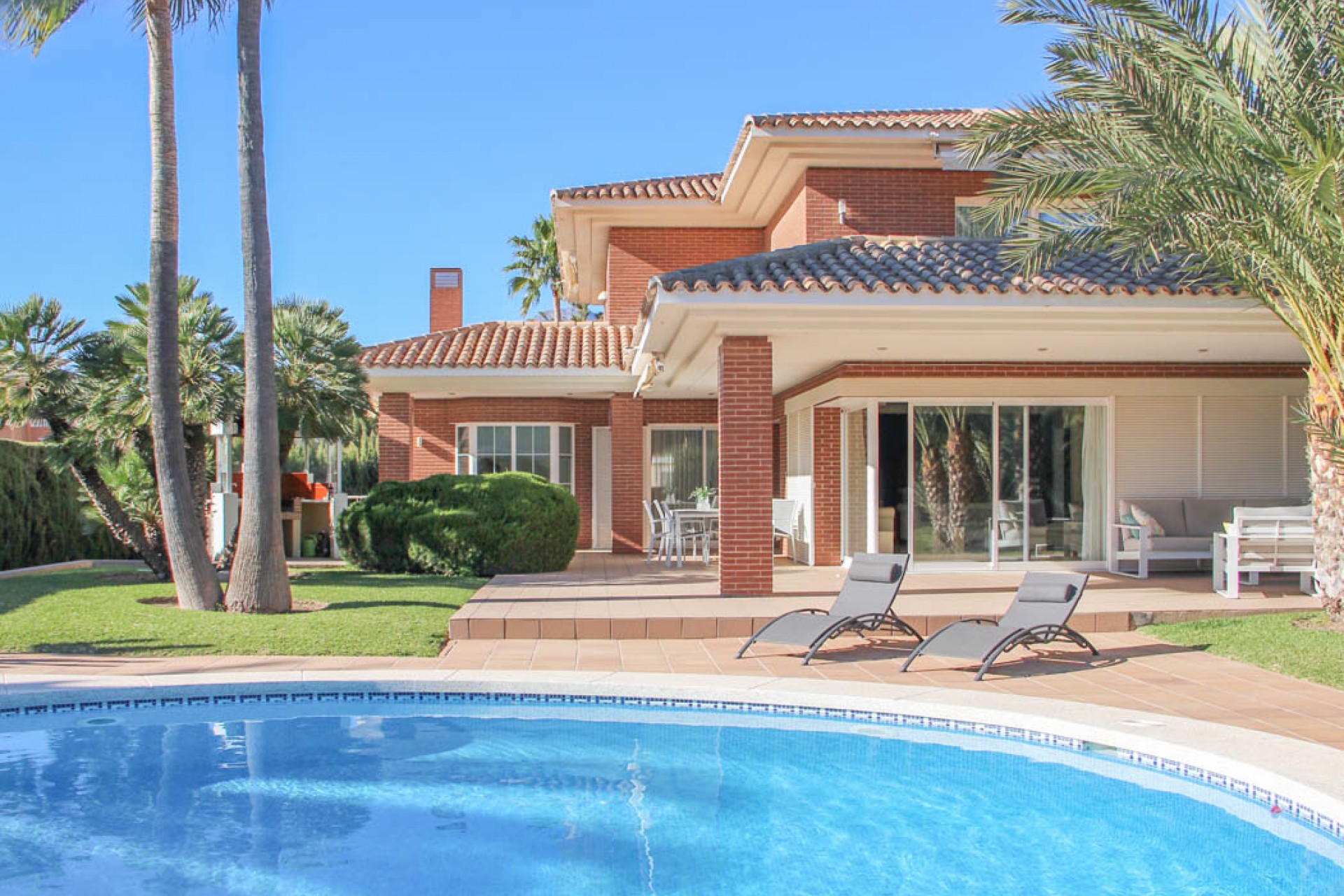 Herverkoop - Villa -
Benidorm - de Napoles