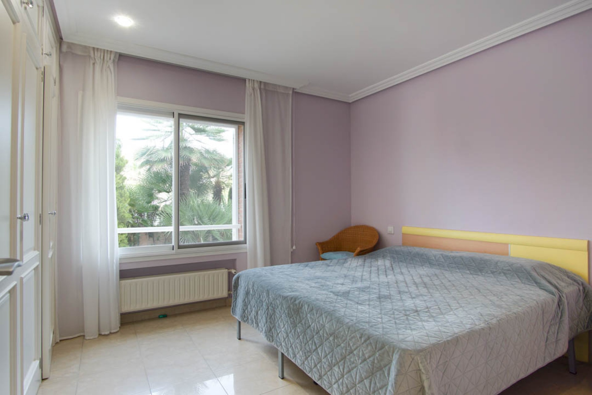 Herverkoop - Villa -
Benidorm - de Napoles