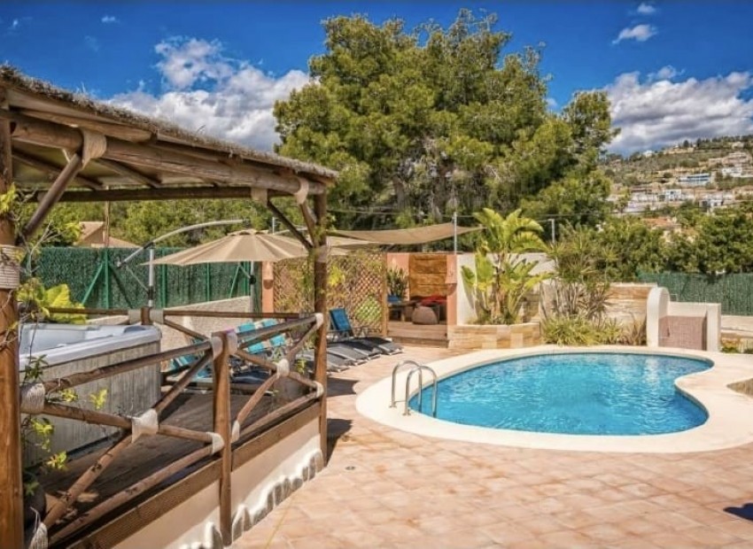 Herverkoop - Villa -
Benissa - Benissa Costa