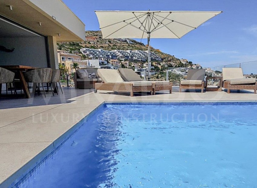 Herverkoop - Villa -
Benitachell / El Poble Nou de Benitatxell - Cumbre del Sol