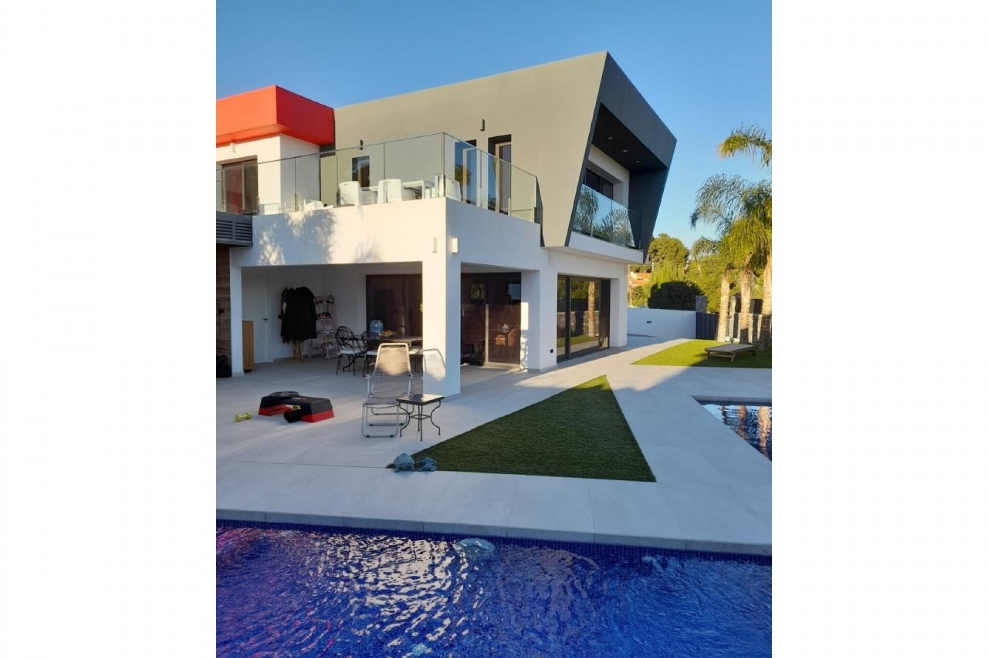 Herverkoop - Villa -
Calpe - Cometa III