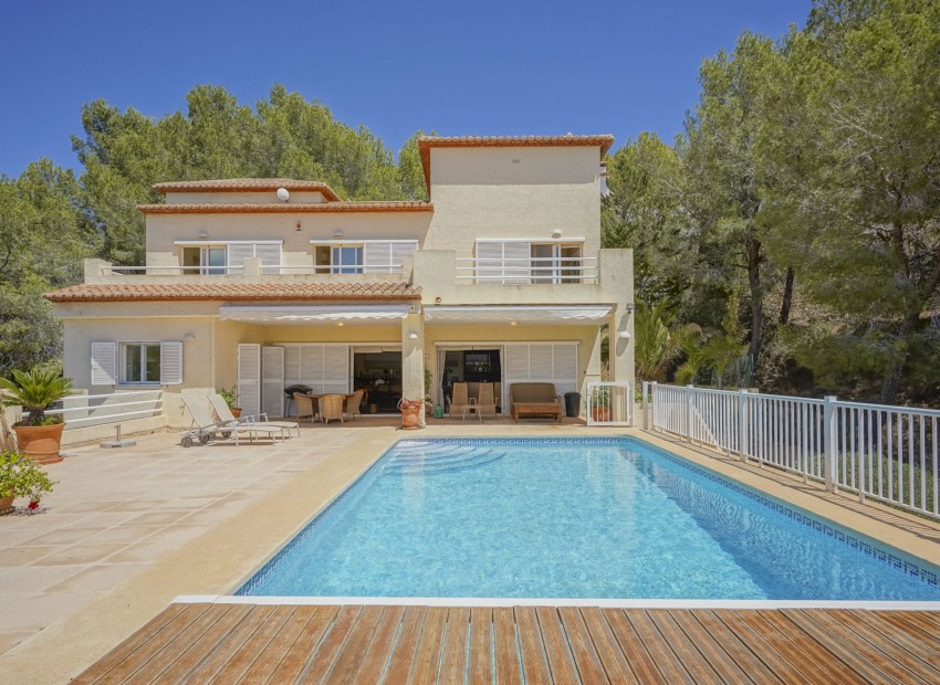 Herverkoop - Villa -
Calpe - La Empedrola