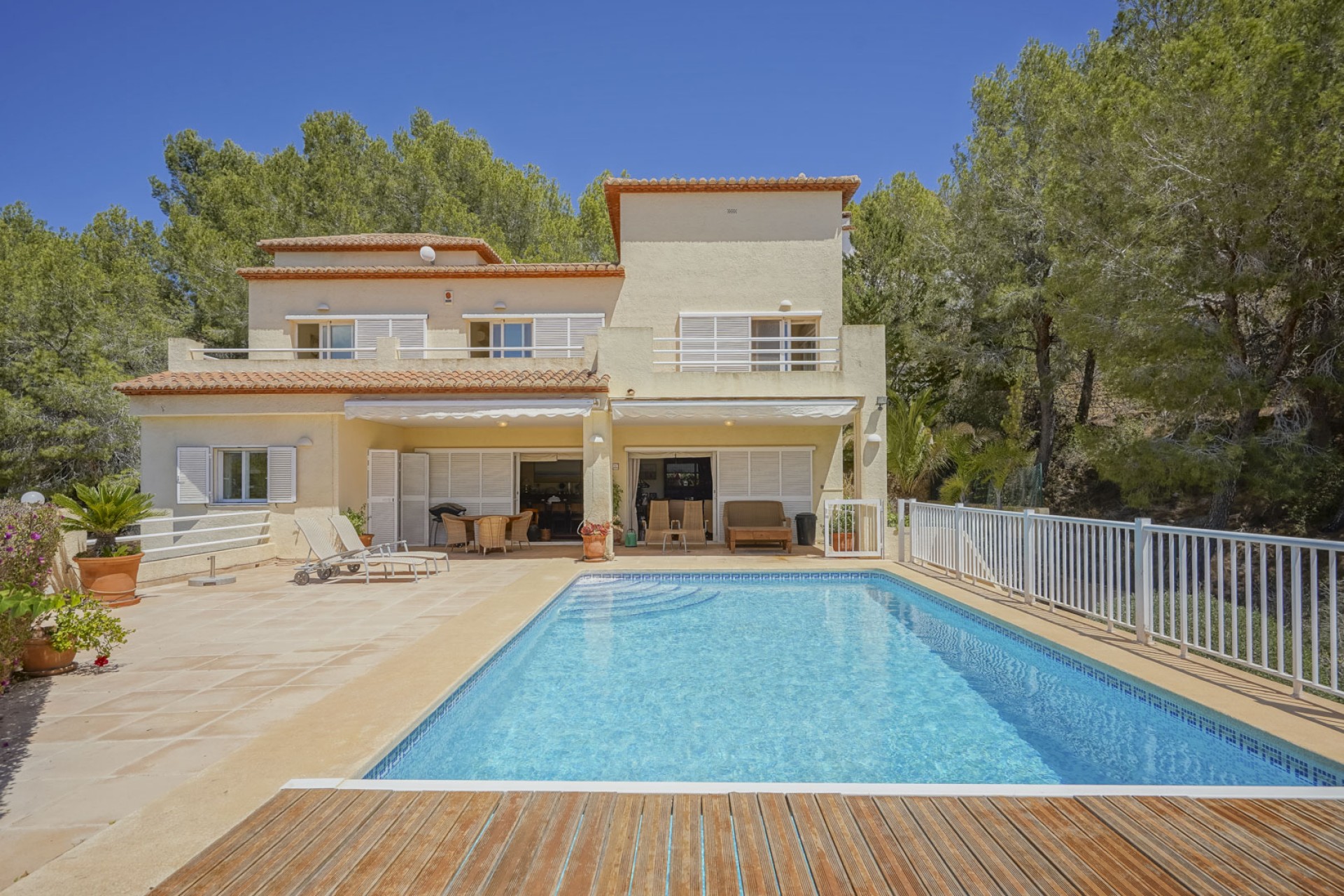 Herverkoop - Villa -
Calpe - La Empedrola