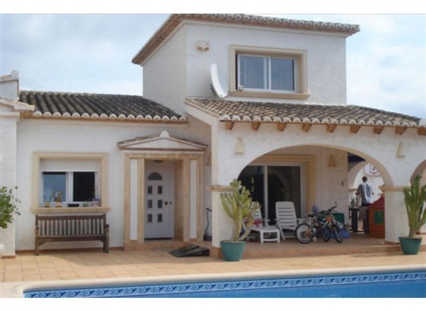 Herverkoop - Villa -
Calpe - Partida Garduix