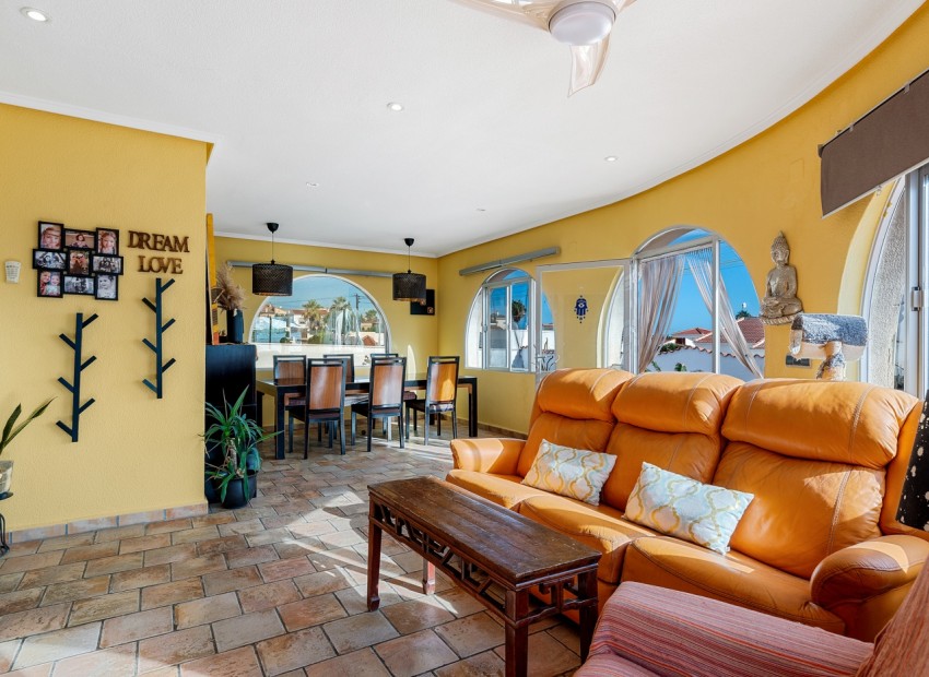Herverkoop - Villa -
Ciudad Quesada - Rojales