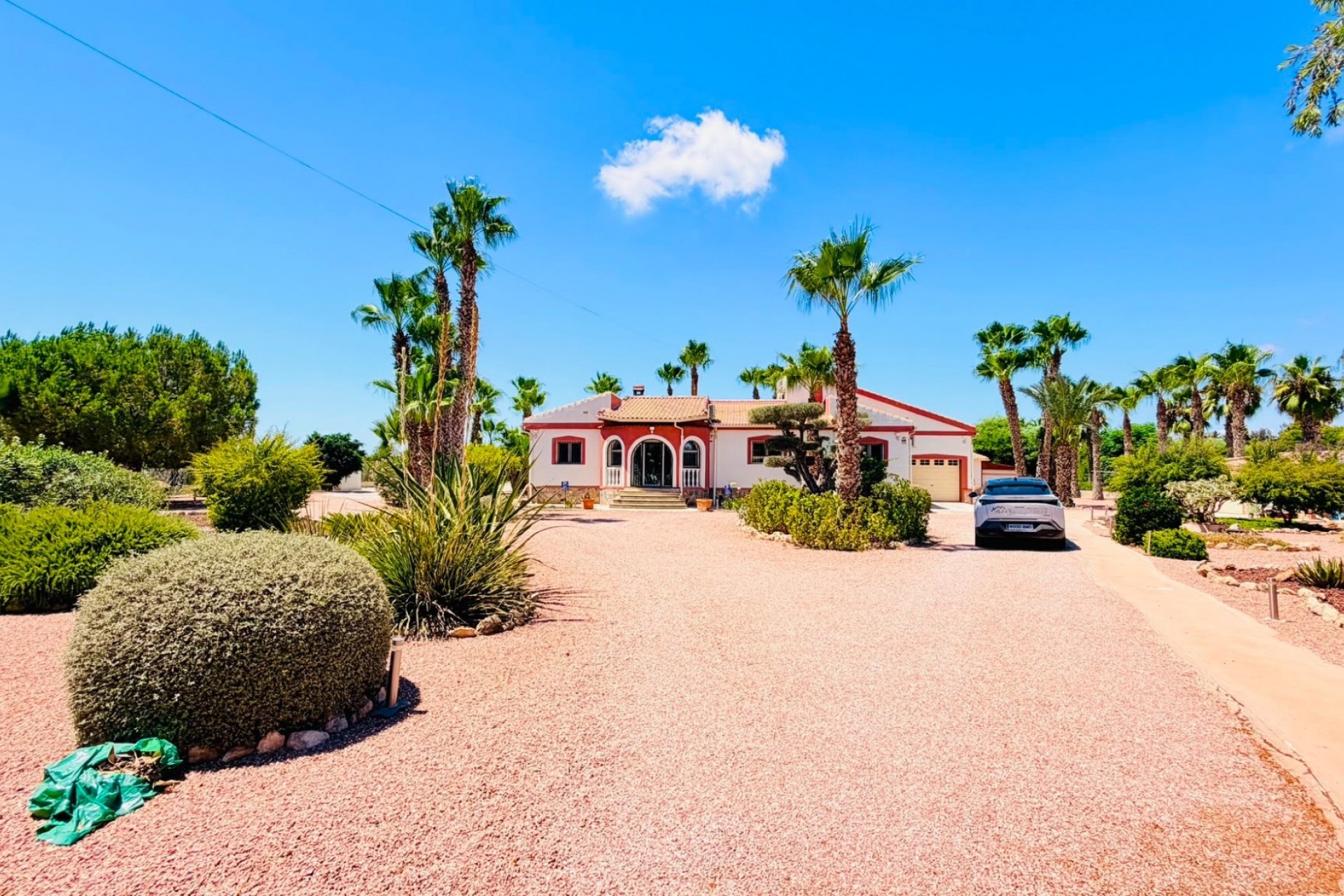 Herverkoop - Villa -
Daya Vieja