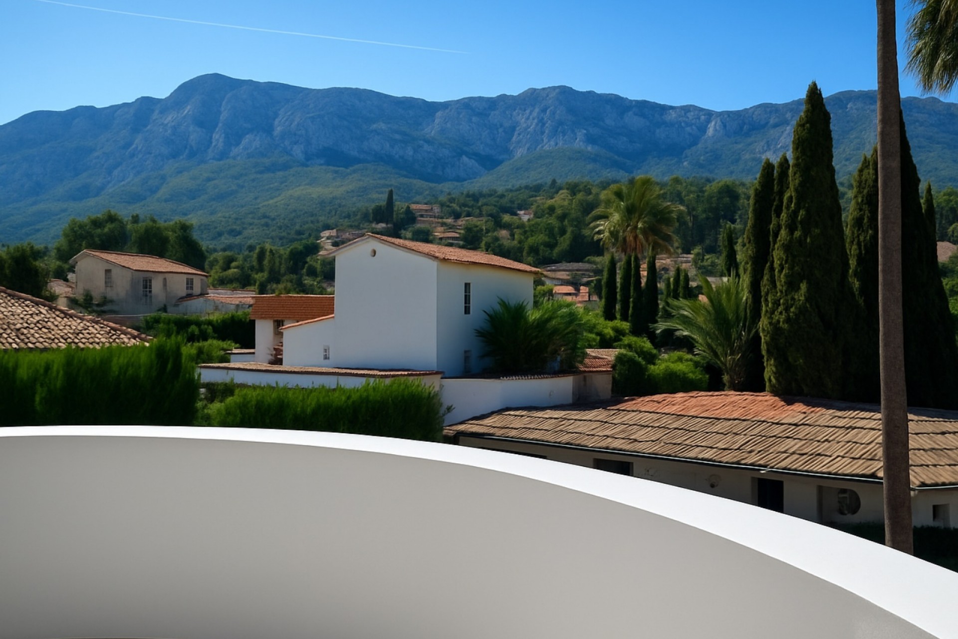 Herverkoop - Villa -
Denia - El Montgó