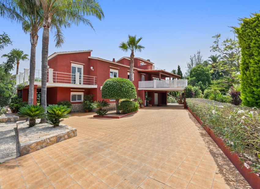 Herverkoop - Villa -
Denia - El Puerto