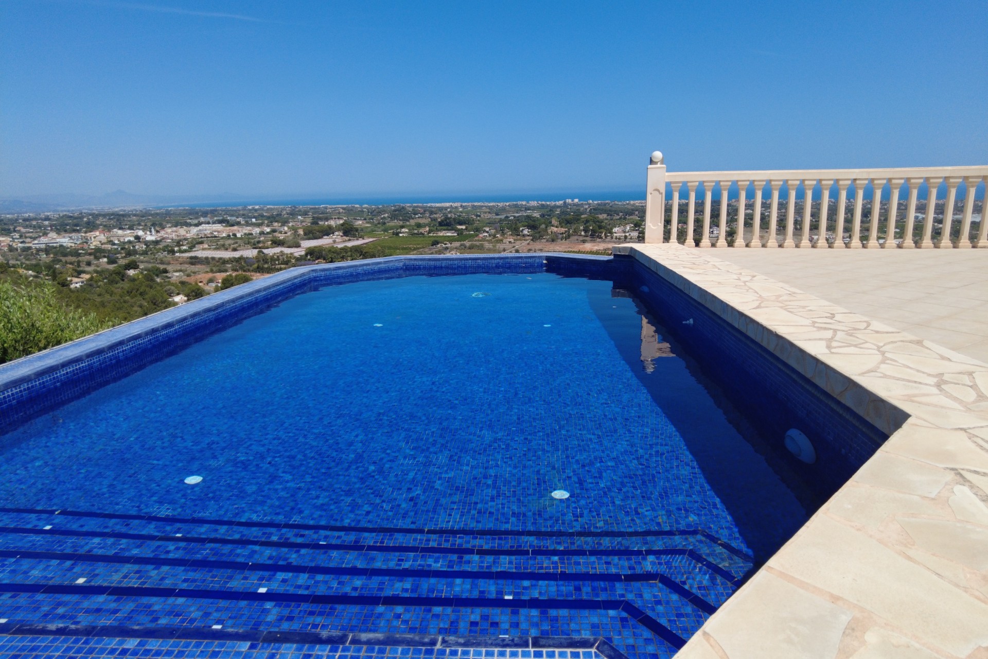 Herverkoop - Villa -
Denia - La Pedrera - Vessanes