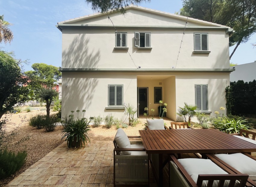 Herverkoop - Villa -
Denia - Las Rotas / Les Rotes