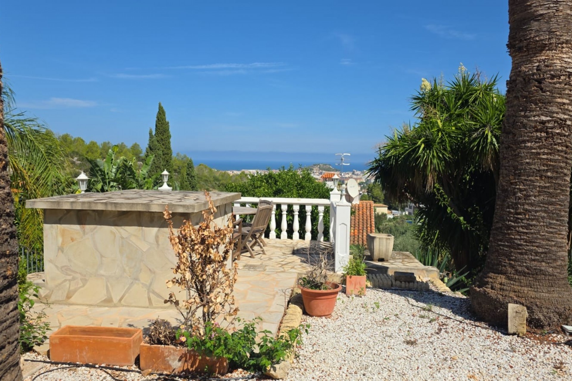 Herverkoop - Villa -
Denia - Montgó