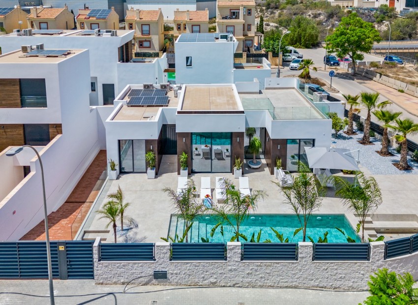 Herverkoop - Villa -
El Campello - El Amerador