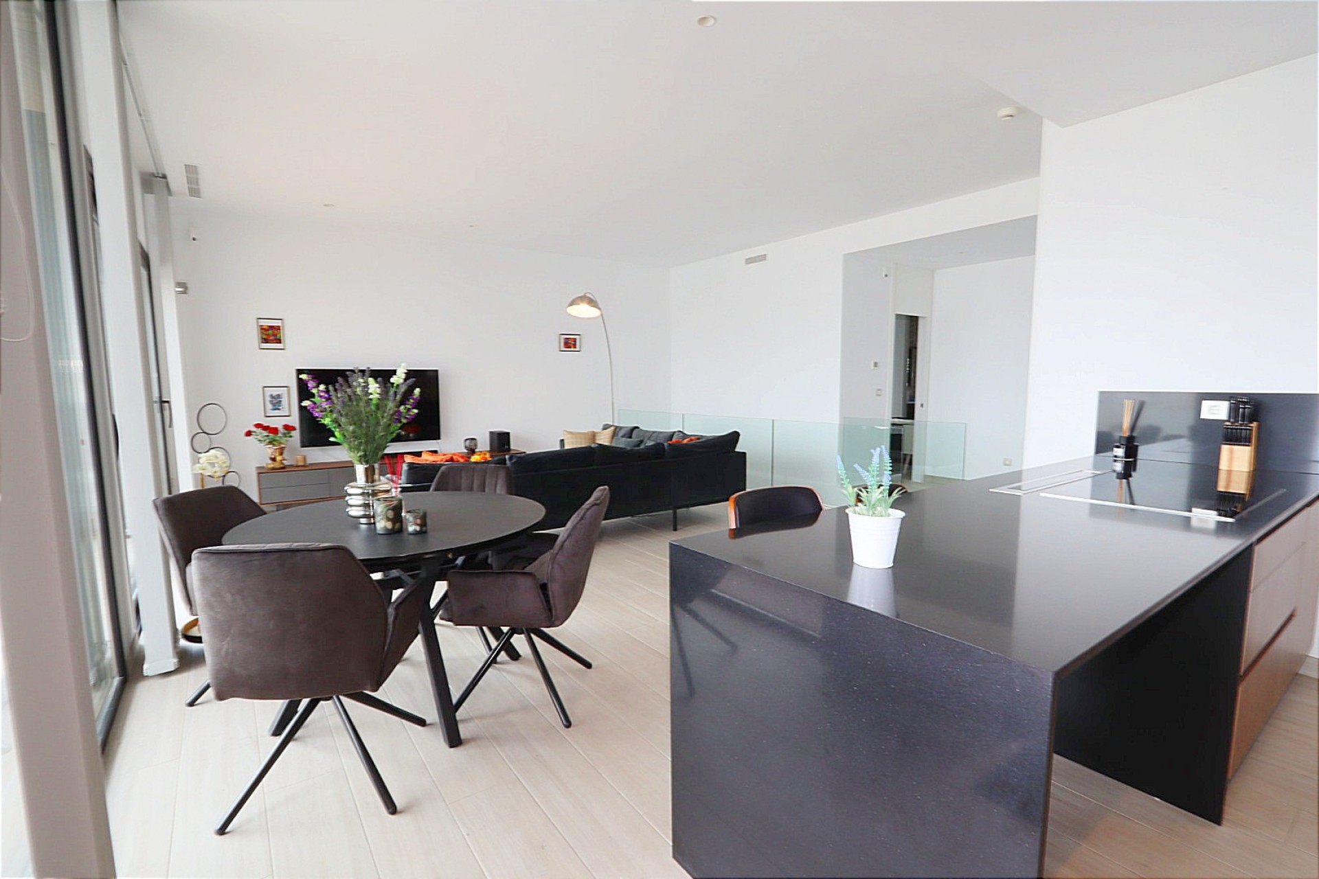 Herverkoop - Villa -
Finestrat