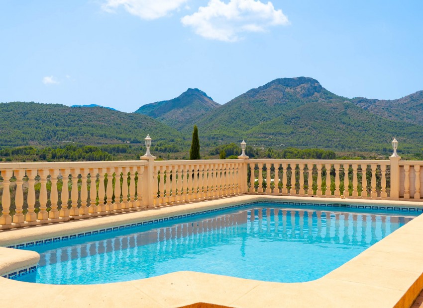 Herverkoop - Villa -
Jalón - La Almazara