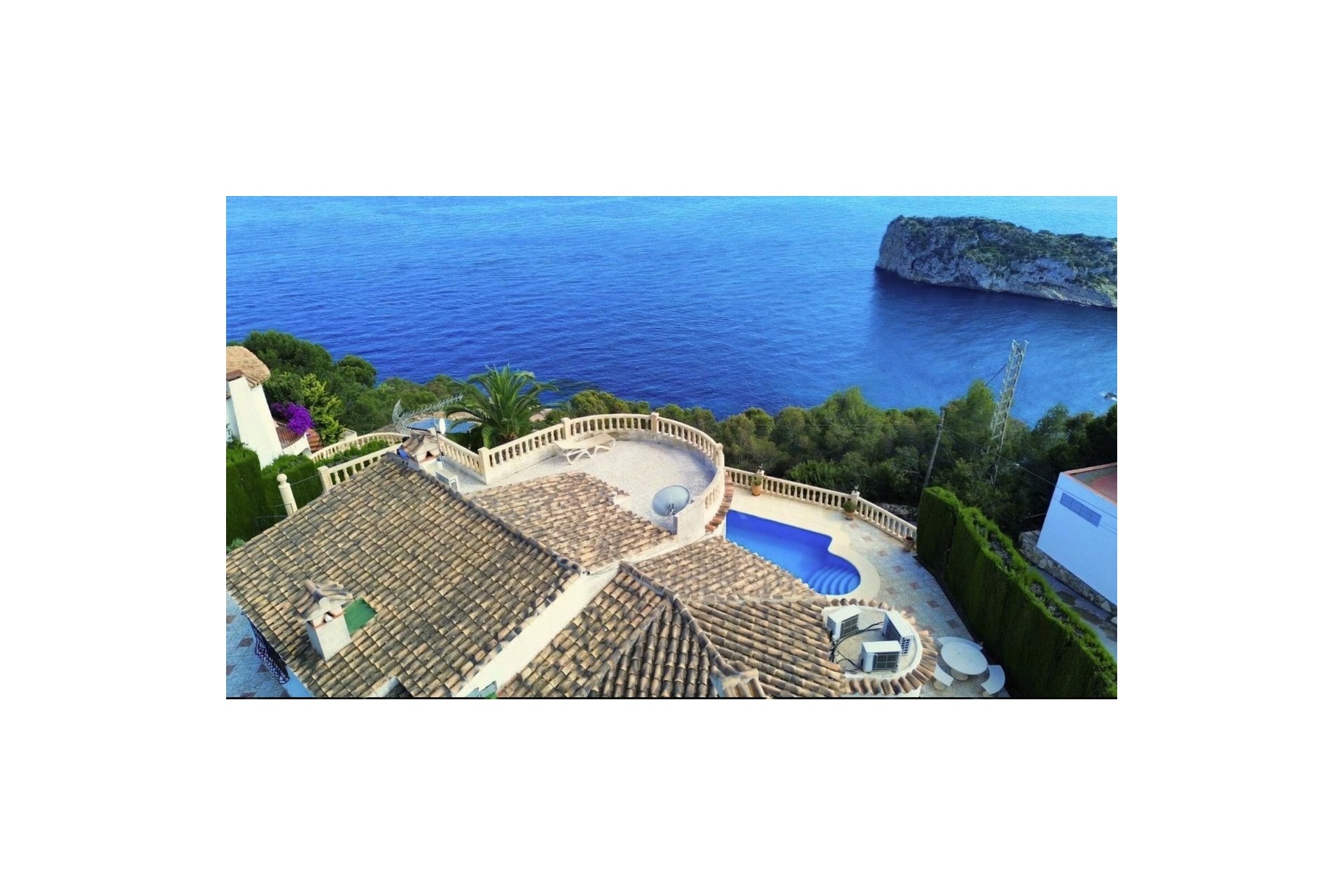 Herverkoop - Villa -
Jávea - Ambolo