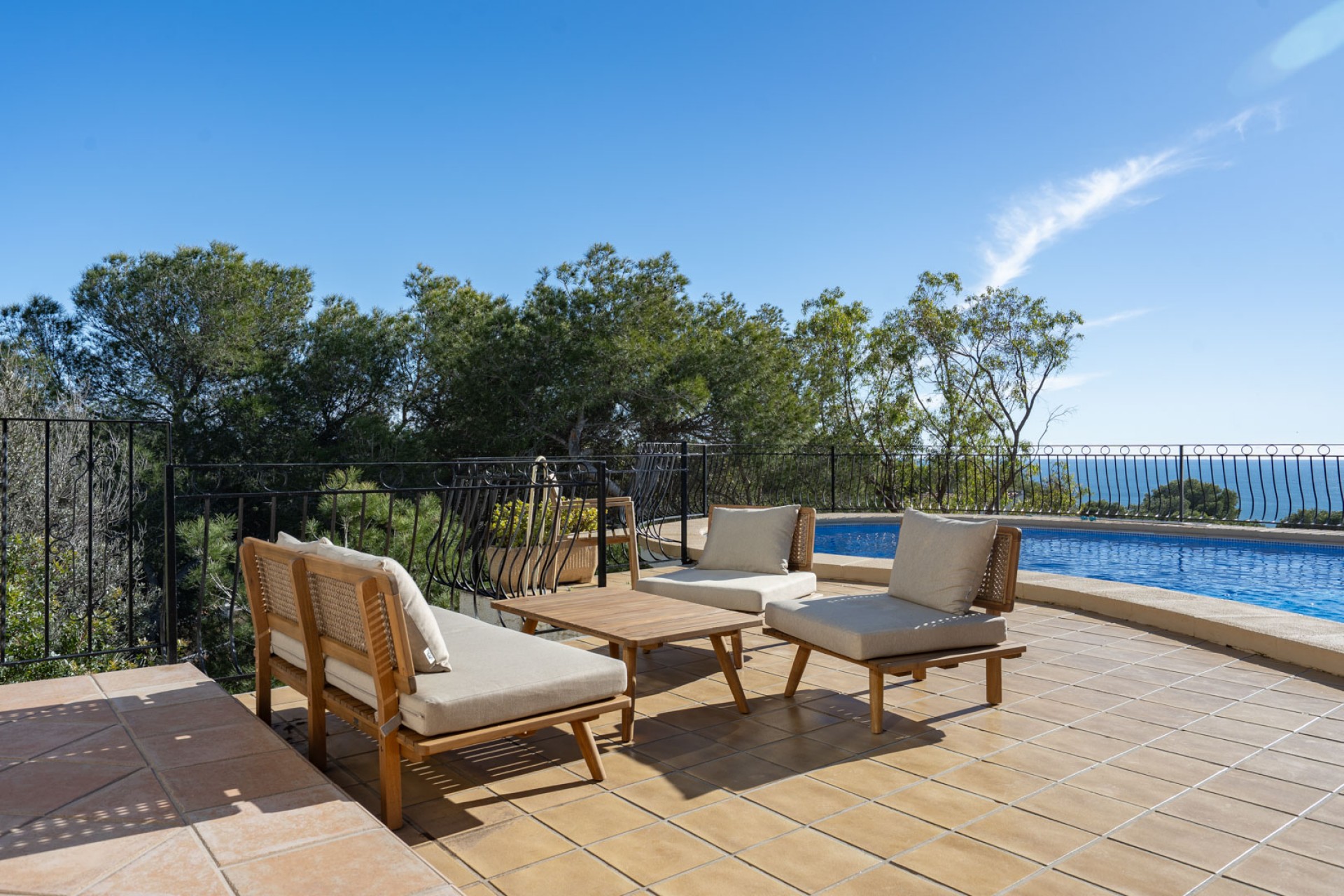 Herverkoop - Villa -
Jávea - Ambolo