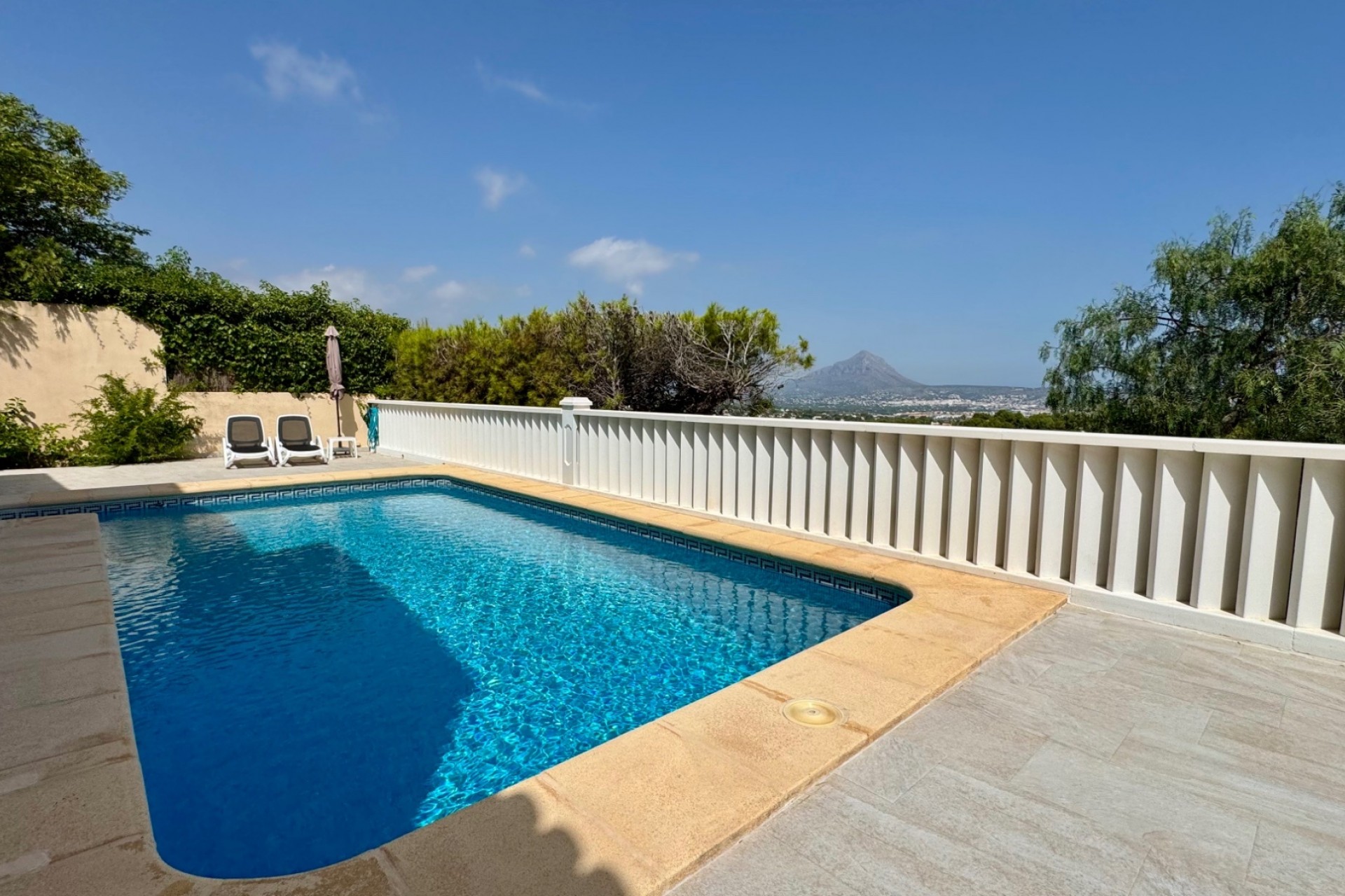 Herverkoop - Villa -
Jávea - Cap Marti