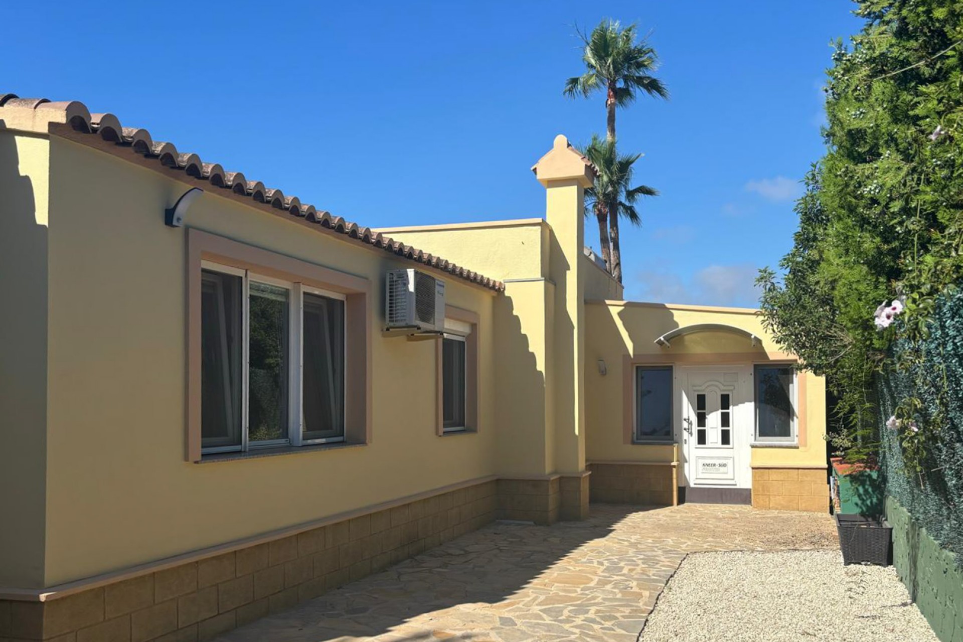 Herverkoop - Villa -
Jávea - Costa Nova