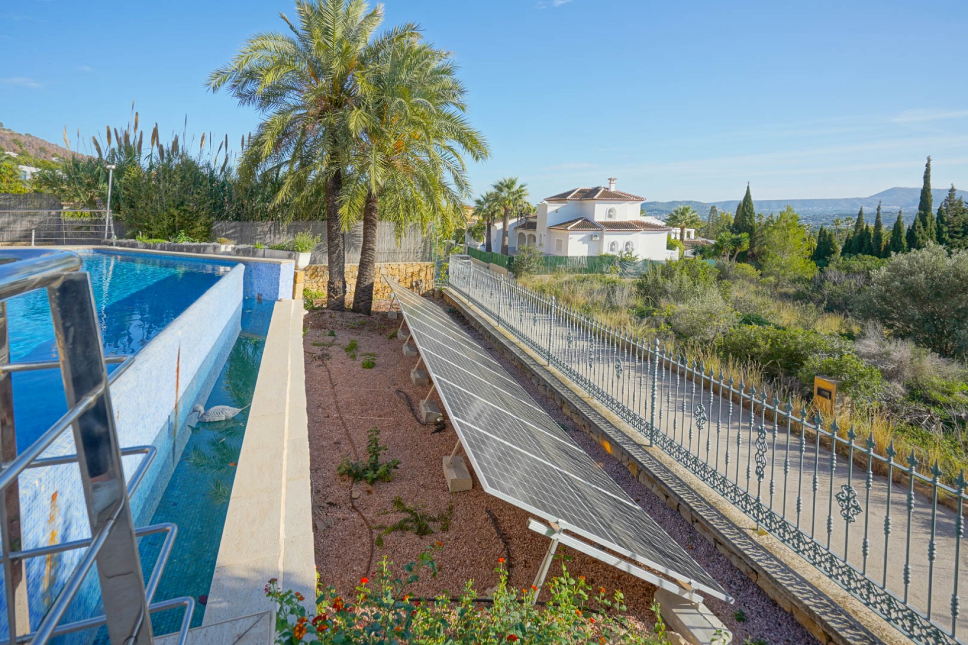 Herverkoop - Villa -
Jávea - El Garroferal