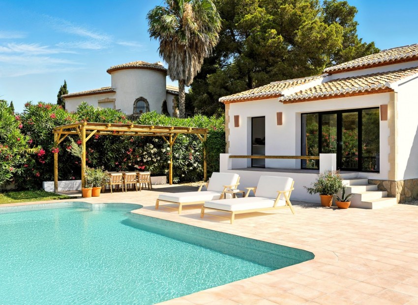 Herverkoop - Villa -
Jávea - Granadella