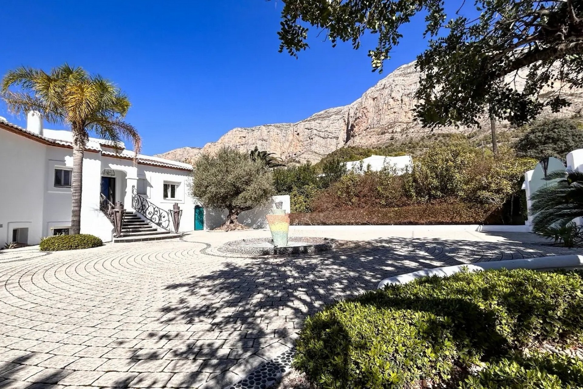 Herverkoop - Villa -
Jávea - Montgo