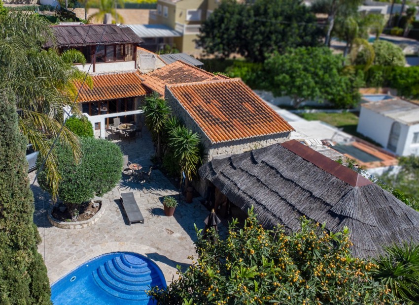 Herverkoop - Villa -
Jávea - Senioles