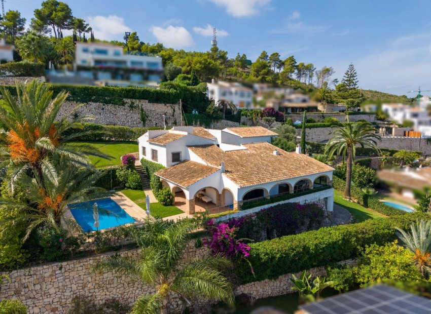 Herverkoop - Villa -
Jávea - Tosalet