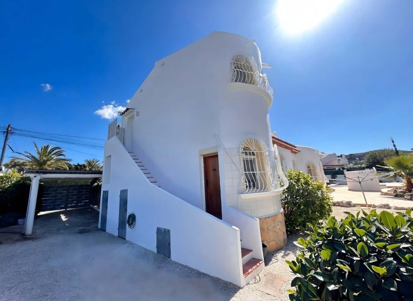 Herverkoop - Villa -
Jávea - Tossalet