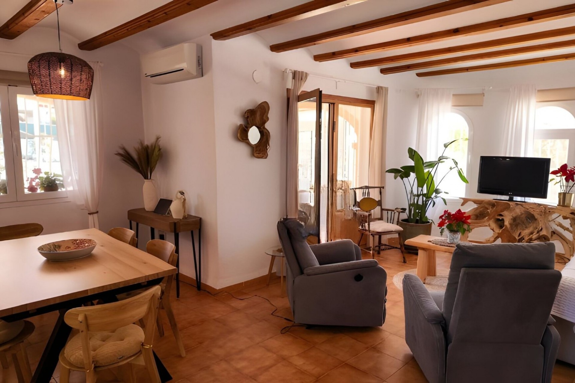 Herverkoop - Villa -
Jávea - Tossalet