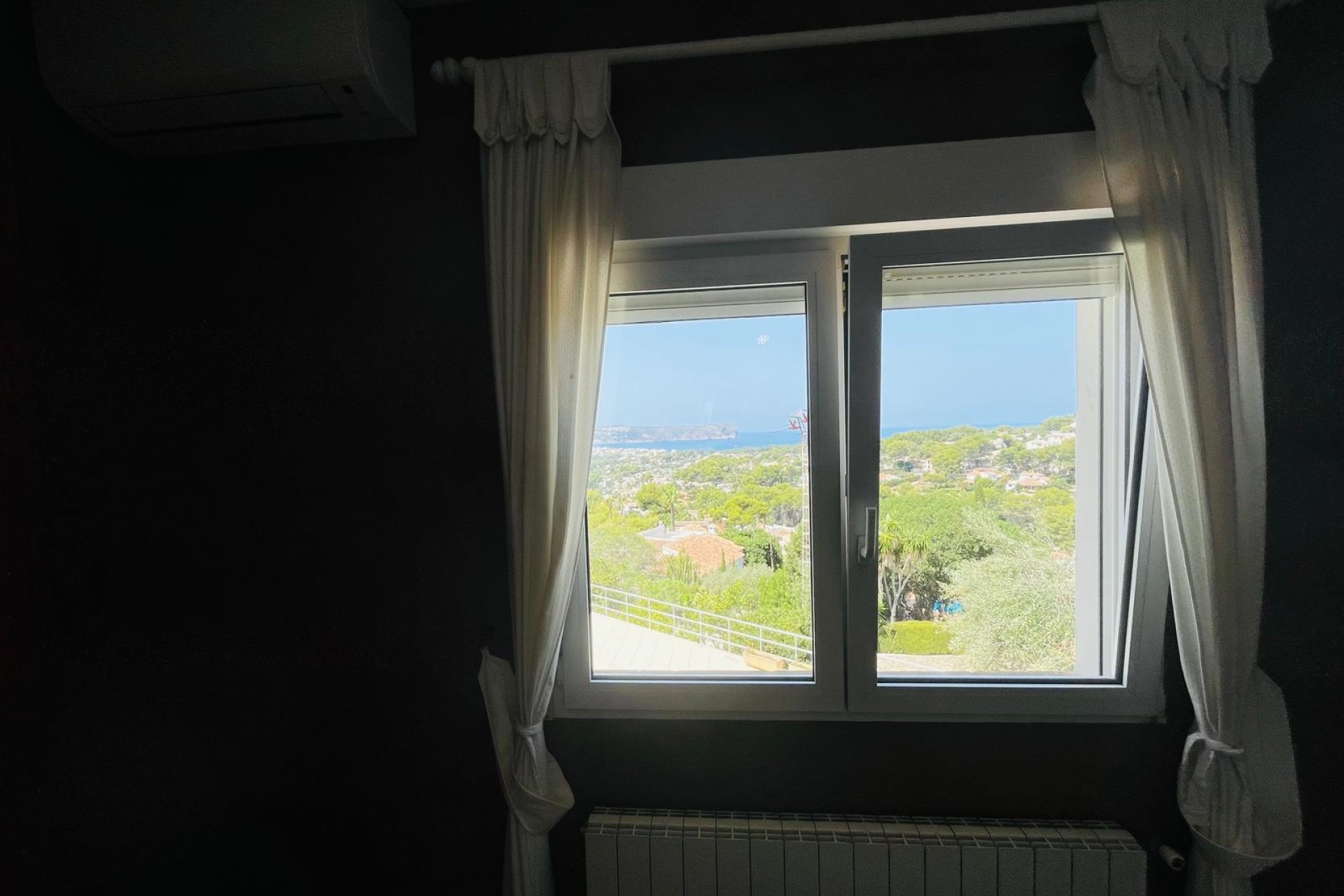 Herverkoop - Villa -
Jávea / Xàbia - La Granadella  - Costa Nova