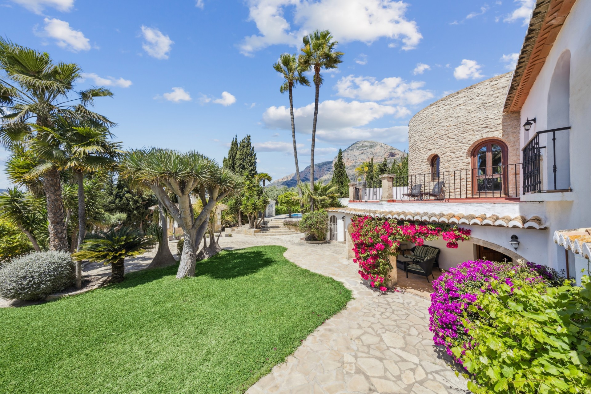 Herverkoop - Villa -
Jávea / Xàbia - Montgó - Ermita