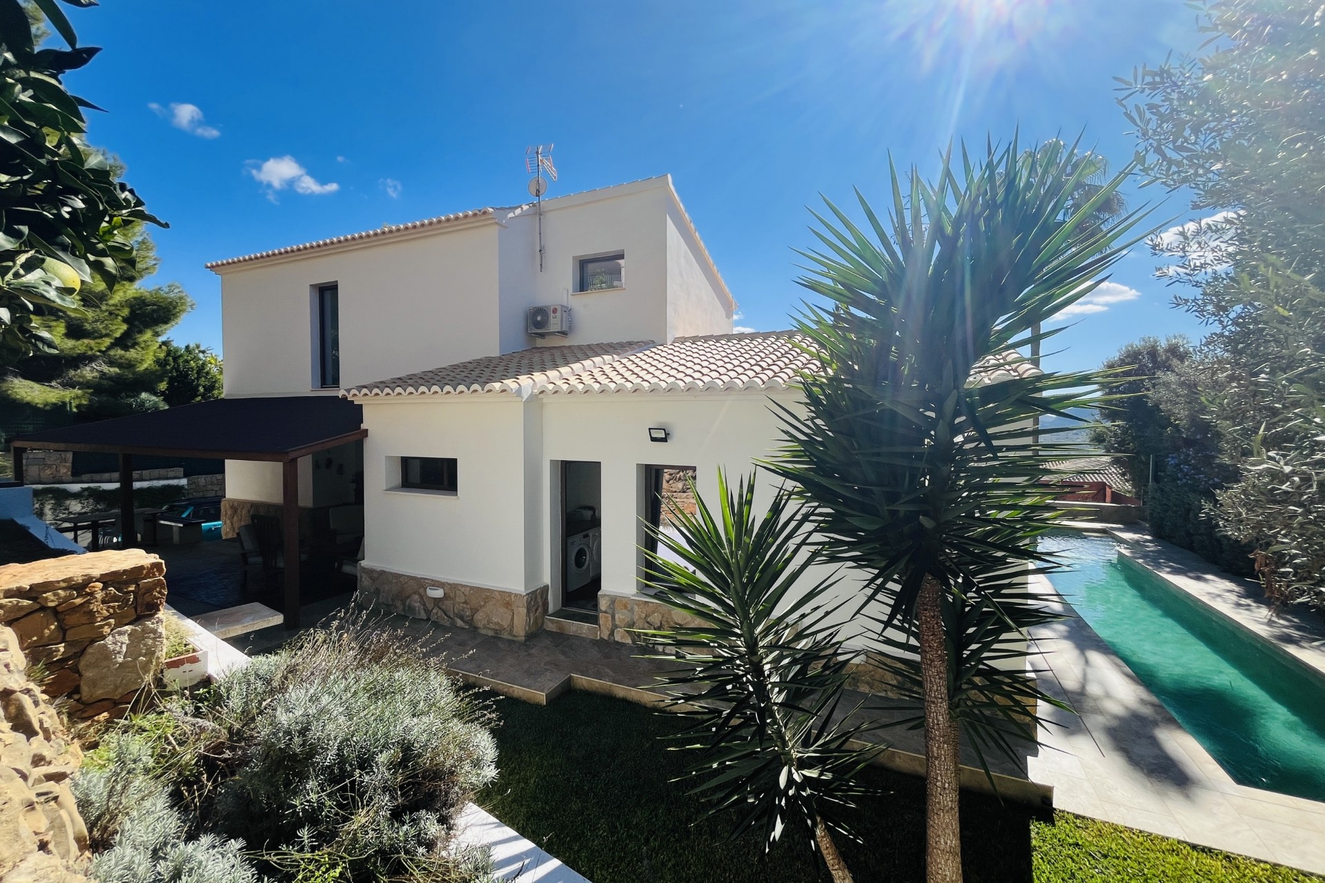 Herverkoop - Villa -
Jávea / Xàbia - Montgó - Ermita