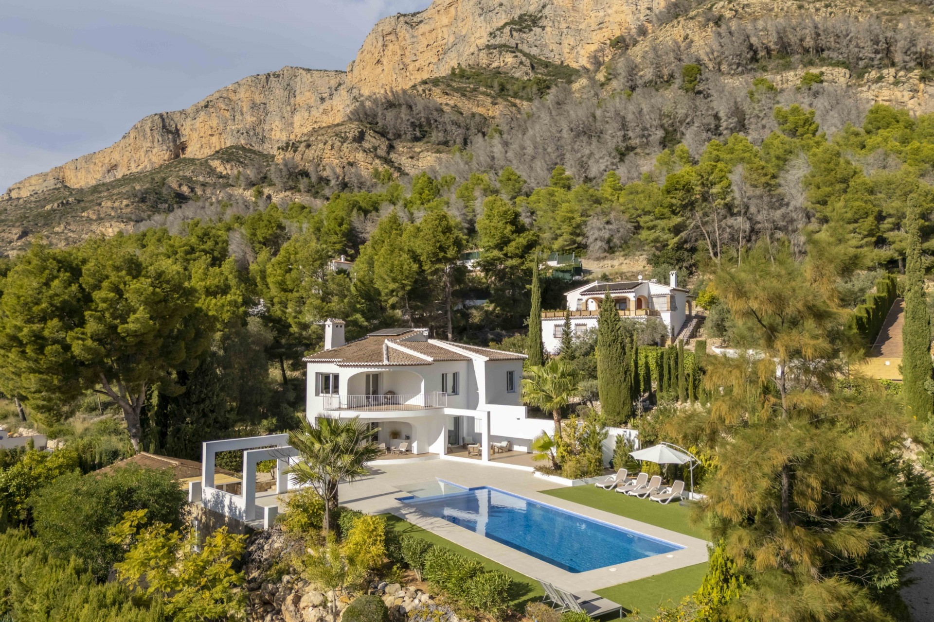 Herverkoop - Villa -
Jávea / Xàbia - Montgó - Ermita