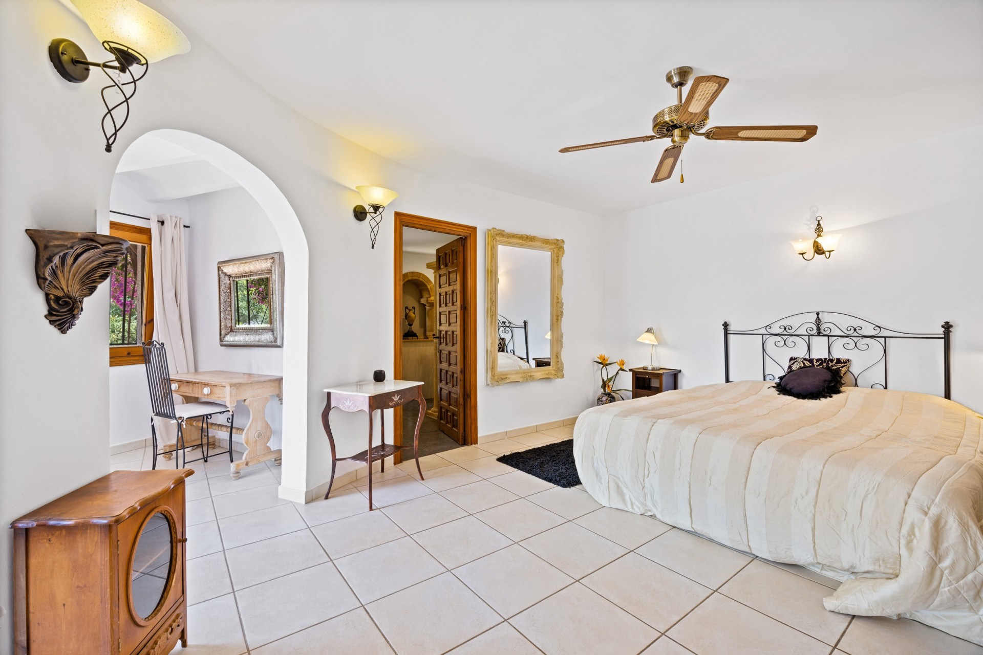 Herverkoop - Villa -
Jávea / Xàbia - Montgó - Ermita