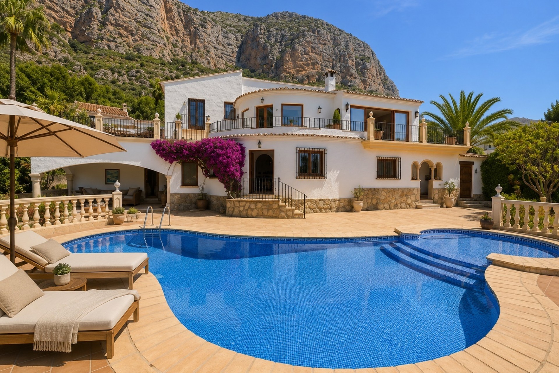 Herverkoop - Villa -
Jávea / Xàbia - Montgó - Ermita