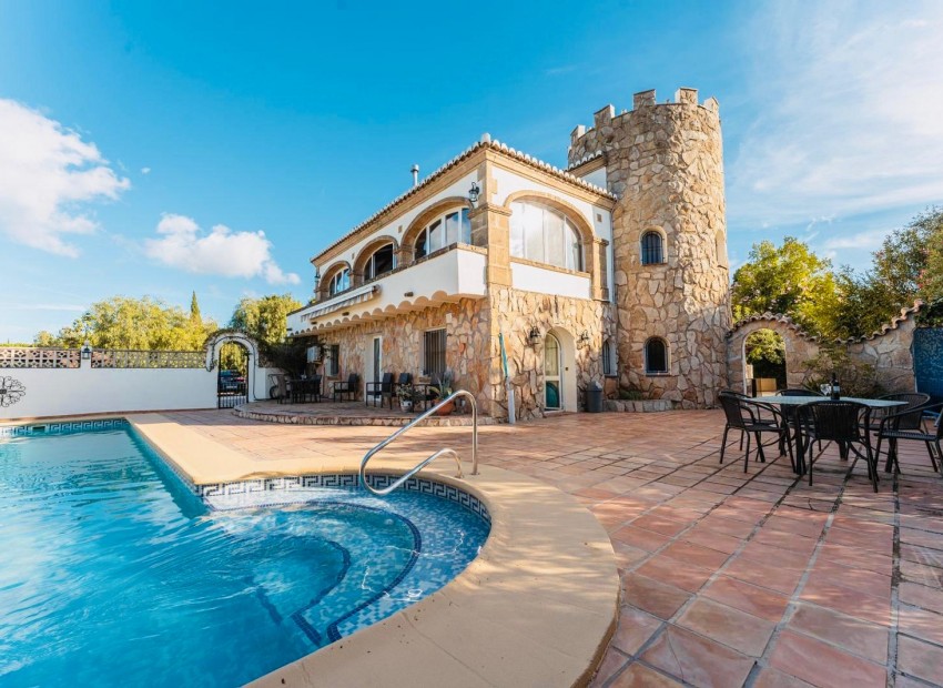 Herverkoop - Villa -
Jávea / Xàbia - Partides comunes - Adsubia