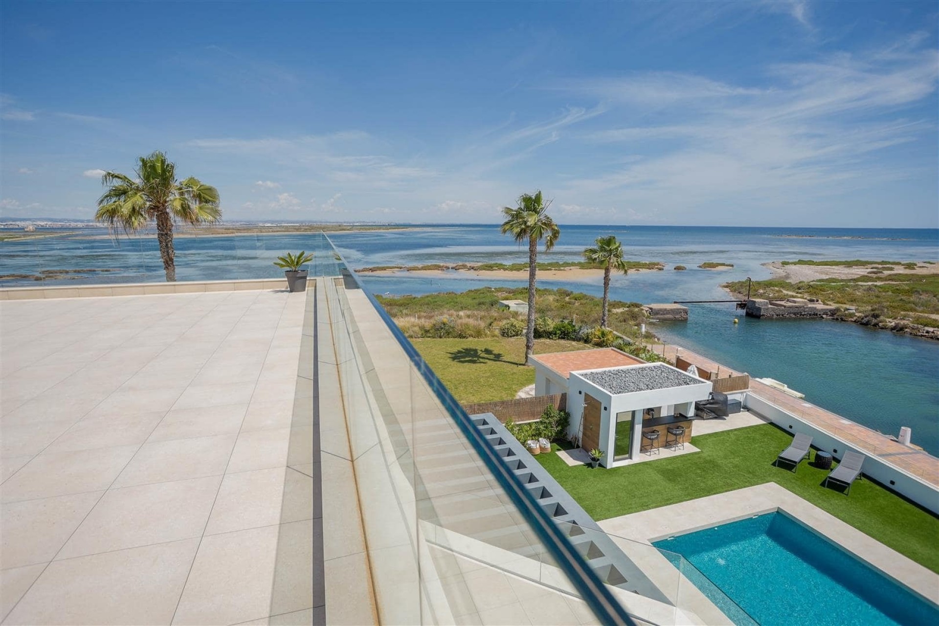 Herverkoop - Villa -
La Manga del Mar Menor