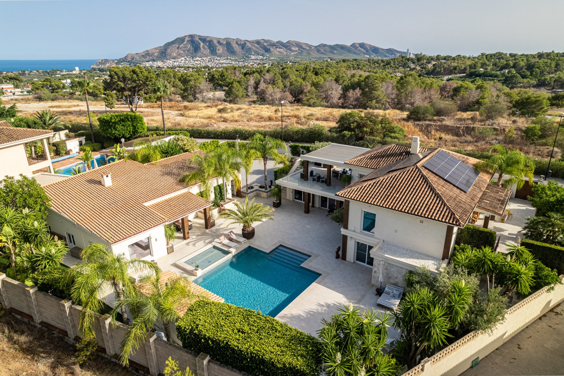 Herverkoop - Villa -
La Nucía - El Tossal - Bello Horizonte